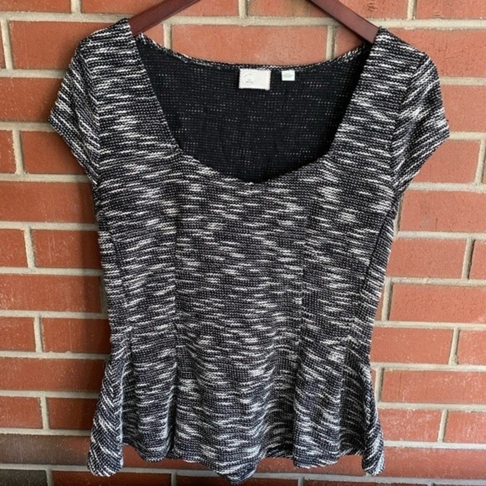 Anthro Brand Postage Stamp Knitted Ruffled Hem Top